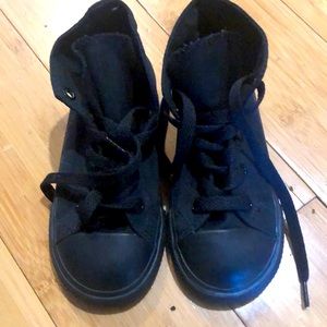 Black Converse shoes - Chuck Taylor All Star Classic toddler size 10
